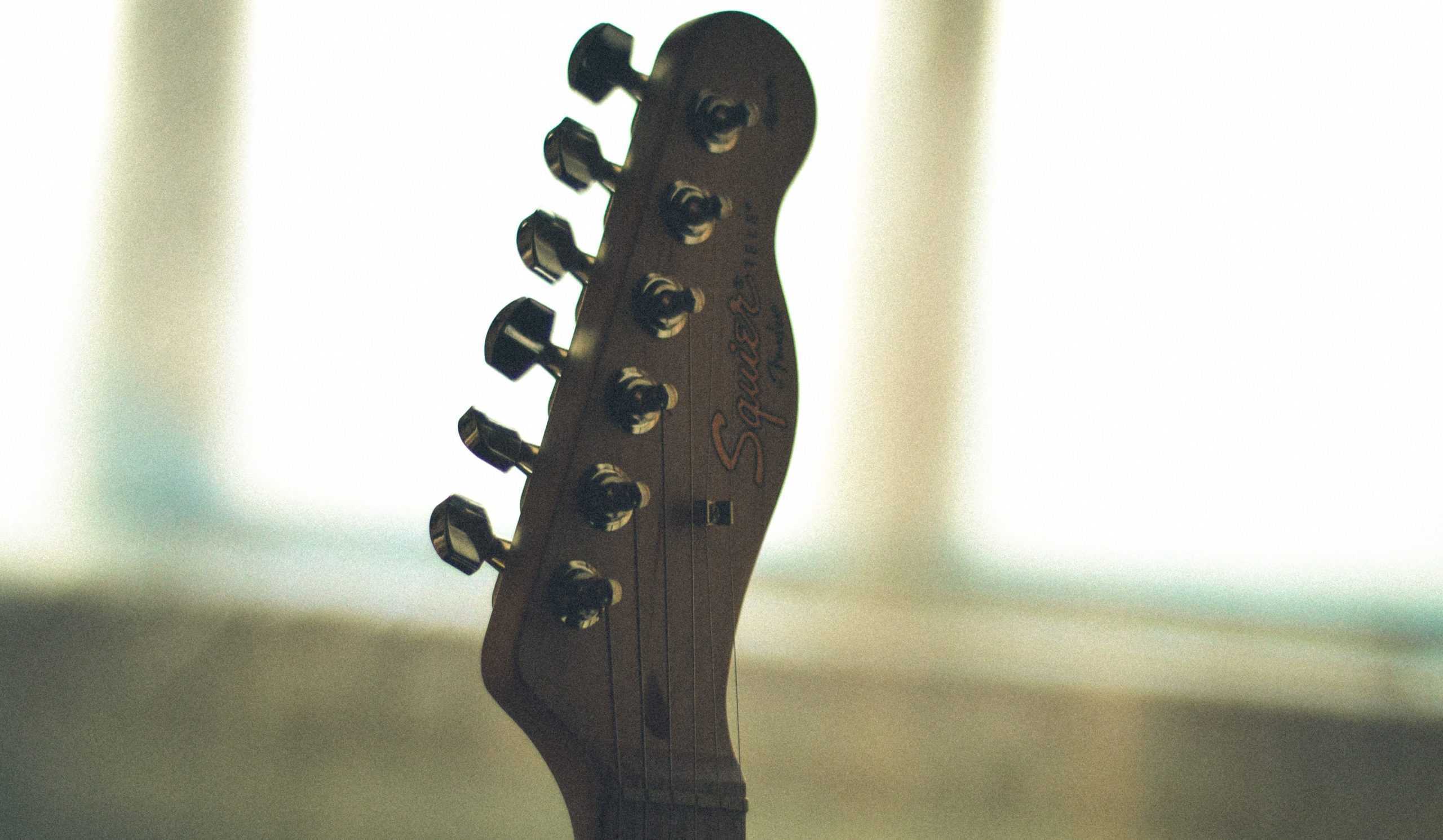 Fender Squier SA-105 Acoustic Guitar